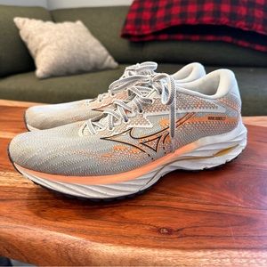 Mizuno Wave Rider 27